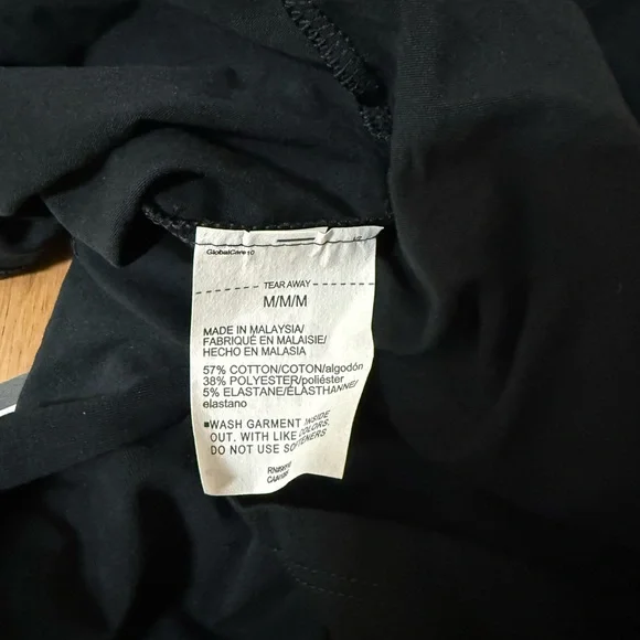 Under Armour Black Long Sleeve Tee - Picture 7 of 7